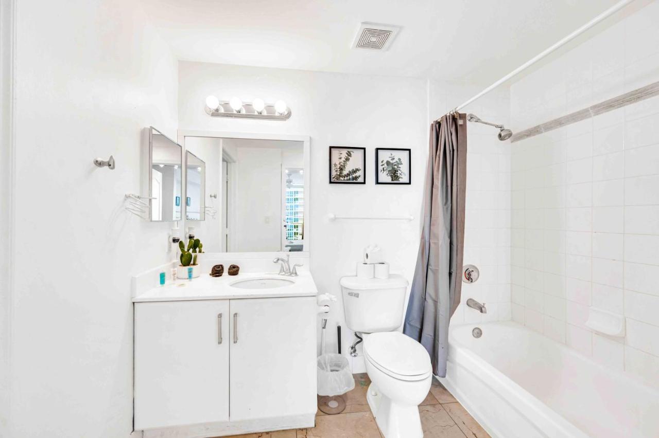 Modern 1 Bed In The Heart Of Brickell With Free Parking Leilighet Miami Eksteriør bilde